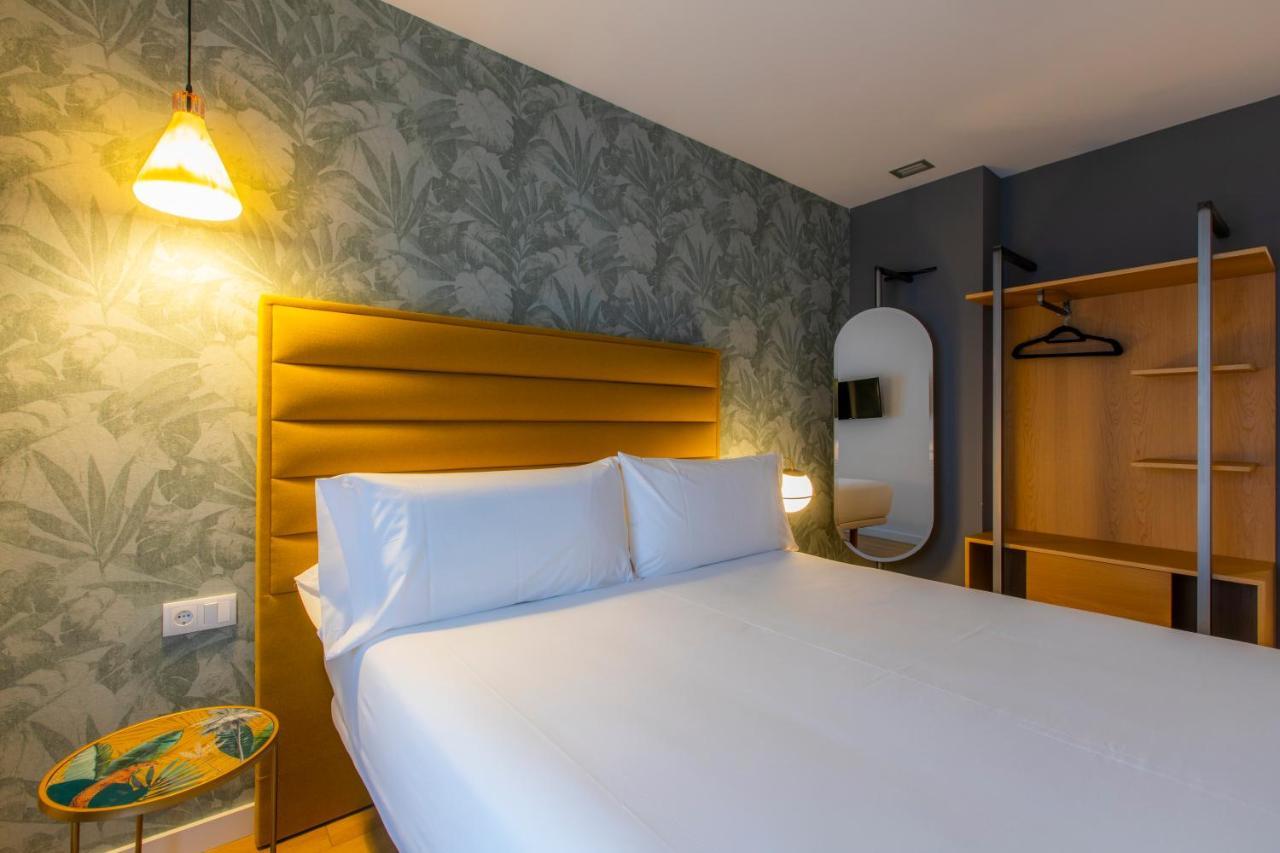 Hotel Javier Montero Ribadeo Eksteriør bilde